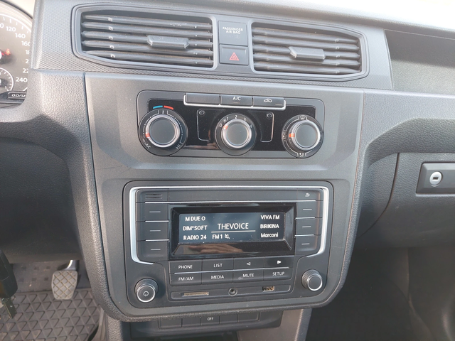 VW Caddy 2, 0TDI 102ps 92000km!!! - автомобили, коли, обяви за нови и употребявани 9