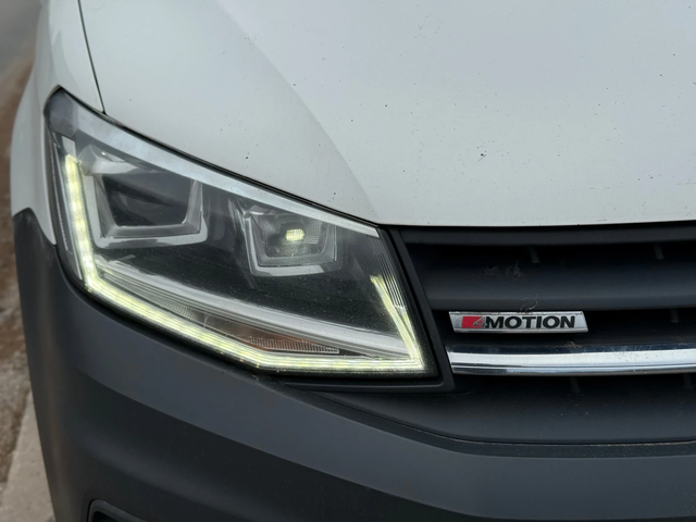 VW Caddy DSG+ Maxi+ 2.0TDI+ 150kc+ 7места - автомобили, коли, обяви за нови и употребявани 7