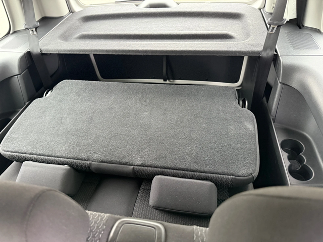 VW Caddy DSG+ Maxi+ 2.0TDI+ 150kc+ 7места - автомобили, коли, обяви за нови и употребявани 9