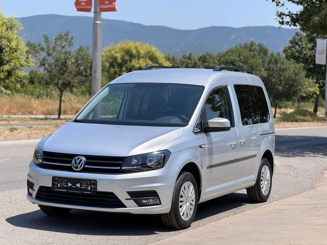 VW Caddy 2.0TDI 102кс DSG * 103хил.км* ПЕРФЕКТЕН* - автомобили, коли, обяви за нови и употребявани 0