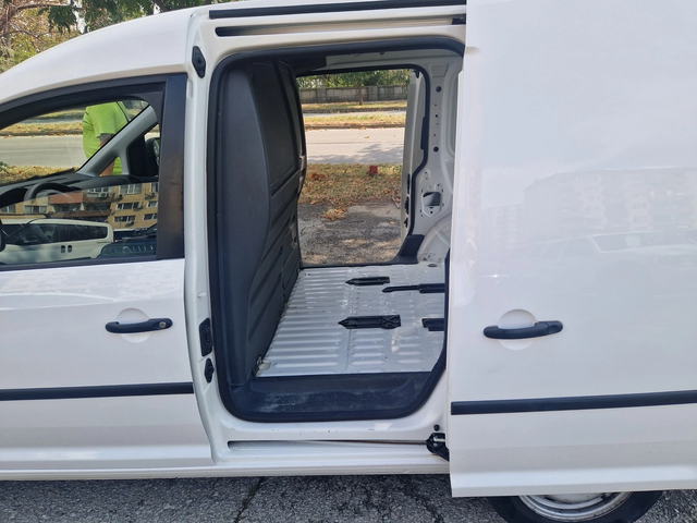 VW Caddy 2.0 бензин метан клима - автомобили, коли, обяви за нови и употребявани 5
