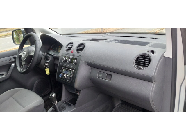 VW Caddy 1.6 TDI   клима - автомобили, коли, обяви за нови и употребявани 13