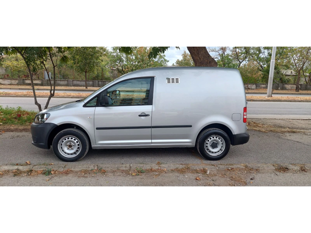 VW Caddy 1.6 TDI   клима - автомобили, коли, обяви за нови и употребявани 4