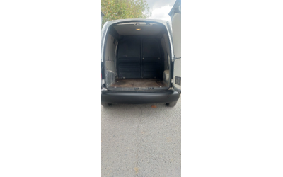 VW Caddy 1.6 TDI   клима - автомобили, коли, обяви за нови и употребявани 8