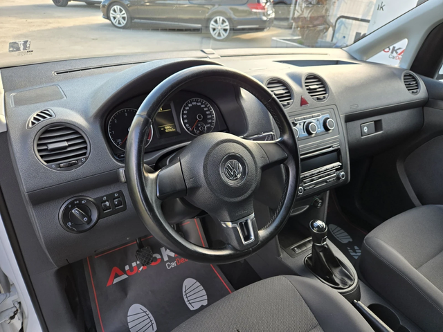 VW Caddy 1.6TDI-102кс= КЛИМАТИК= ПЪТНИЧЕСКИ - автомобили, коли, обяви за нови и употребявани 7