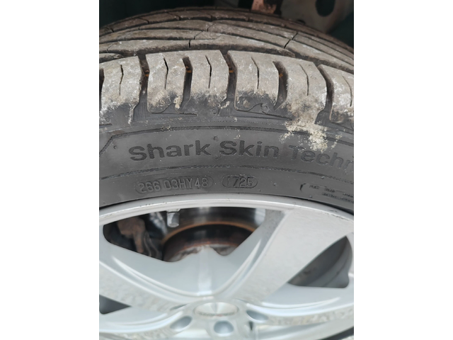 VW Caddy 1.6, 102к.с. - автомобили, коли, обяви за нови и употребявани 16