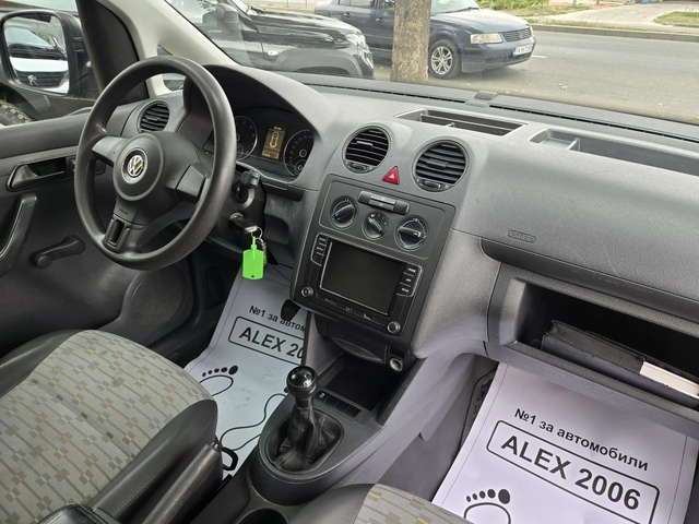 VW Caddy - автомобили, коли, обяви за нови и употребявани 9