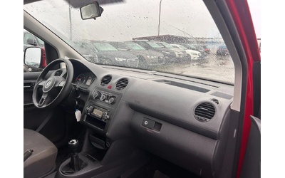 VW Caddy 1.6TDI 4+ 1 EURO 5 - автомобили, коли, обяви за нови и употребявани 11