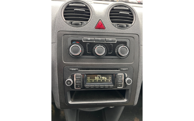 VW Caddy 1.6TDI 1+ 1 EURO 5 - автомобили, коли, обяви за нови и употребявани 11