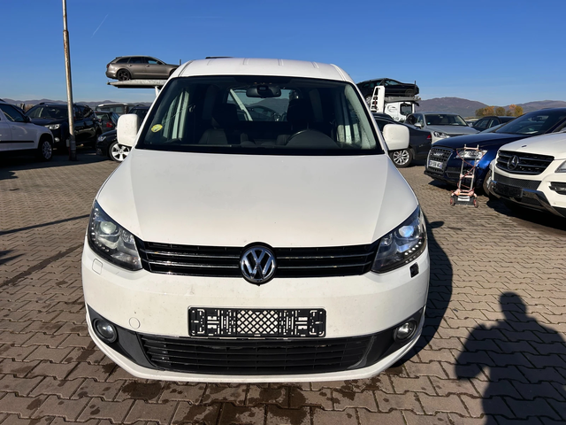 VW Caddy MAXI 2.0TDI AVTOMAT/NAVI EURO 5 - автомобили, коли, обяви за нови и употребявани 2