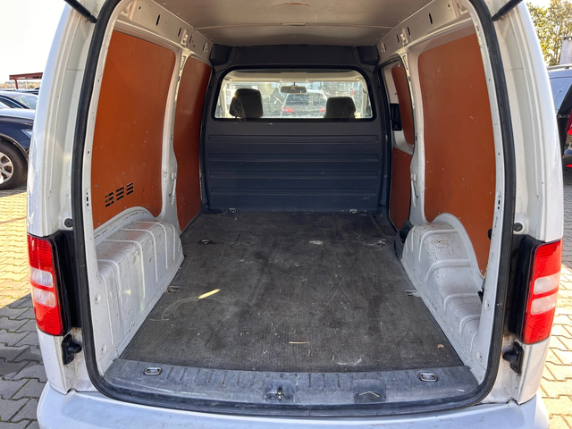 VW Caddy MAXI 2.0TDI AVTOMAT/NAVI EURO 5 - автомобили, коли, обяви за нови и употребявани 8