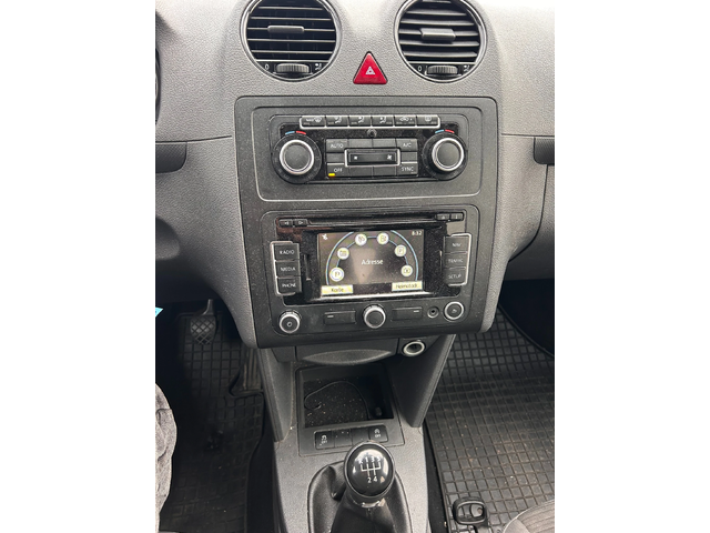 VW Caddy 1.6TDI 4+ 1 NAVI EURO 5 - автомобили, коли, обяви за нови и употребявани 14