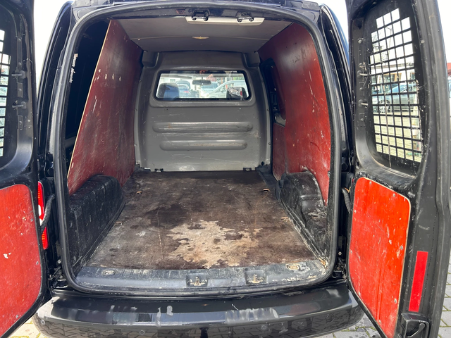 VW Caddy 1.6TDI AVTOMAT/KOJA EURO 5 - автомобили, коли, обяви за нови и употребявани 11