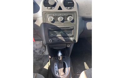 VW Caddy 1.6TDI AVTOMAT EURO 5 - автомобили, коли, обяви за нови и употребявани 11