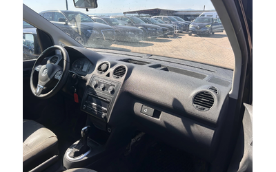 VW Caddy 1.6TDI AVTOMAT EURO 5 - автомобили, коли, обяви за нови и употребявани 9