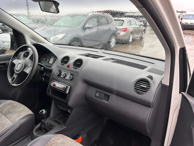 VW Caddy 1.6TDI EURO 5 - автомобили, коли, обяви за нови и употребявани 10