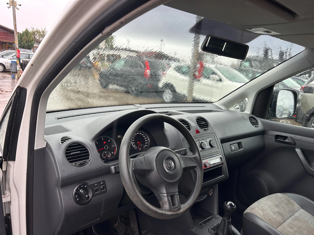 VW Caddy 1.6TDI EURO 5 - автомобили, коли, обяви за нови и употребявани 11