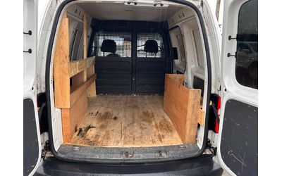 VW Caddy 1.6TDI EURO 5 - автомобили, коли, обяви за нови и употребявани 9