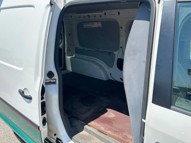 VW Caddy MAXI* 1.6TDI* НАВИГАЦИЯ* КЛИМА* ECO - автомобили, коли, обяви за нови и употребявани 14