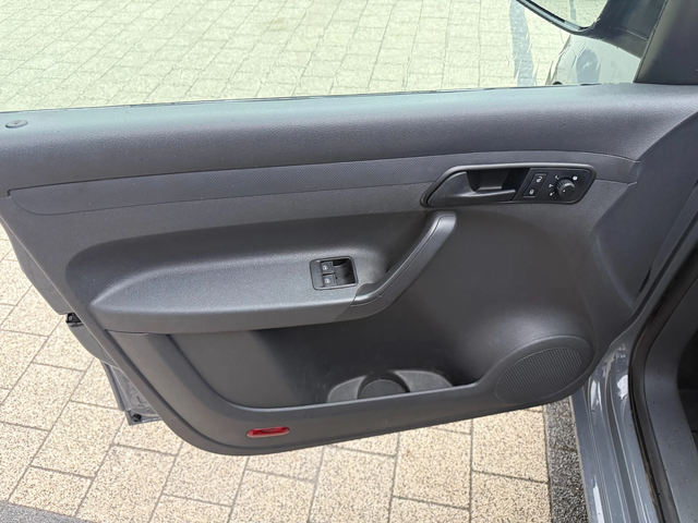 VW Caddy 1.6TDI Maxi Климатик Euro 5b - автомобили, коли, обяви за нови и употребявани 11