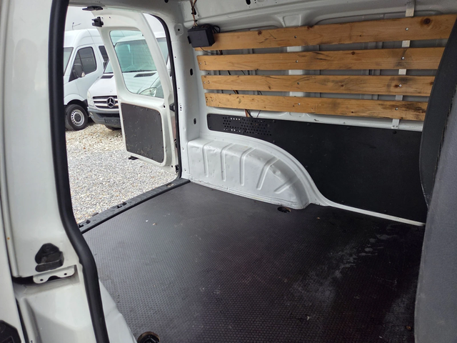 VW Caddy 2.0 TDI, Клима - автомобили, коли, обяви за нови и употребявани 13