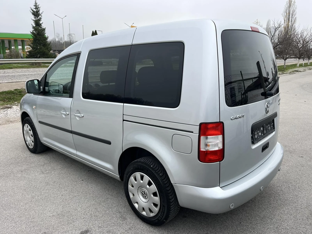 VW Caddy 1.9TDI 105кс. КЛИМАТИК EURO 4 ПАРКТРОНИК - автомобили, коли, обяви за нови и употребявани 4