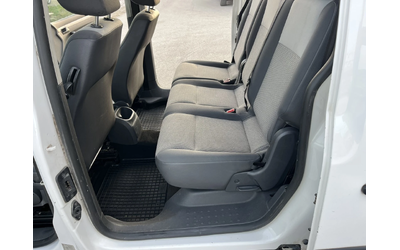 VW Caddy MAXI 1.6TDI 102кс EURO 5B КЛИМАТИК - автомобили, коли, обяви за нови и употребявани 8