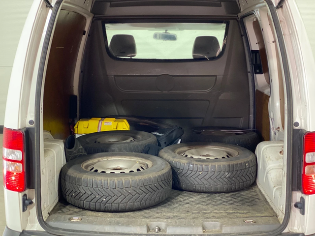 VW Caddy - автомобили, коли, обяви за нови и употребявани 9