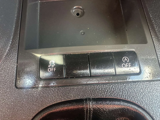 VW Caddy - автомобили, коли, обяви за нови и употребявани 11