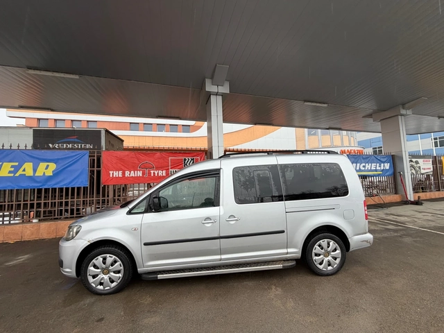 VW Caddy Maxi* 7места* Регистриран - автомобили, коли, обяви за нови и употребявани 5