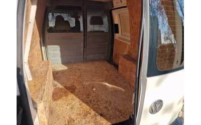 VW Caddy 1.9TDi - автомобили, коли, обяви за нови и употребявани 6