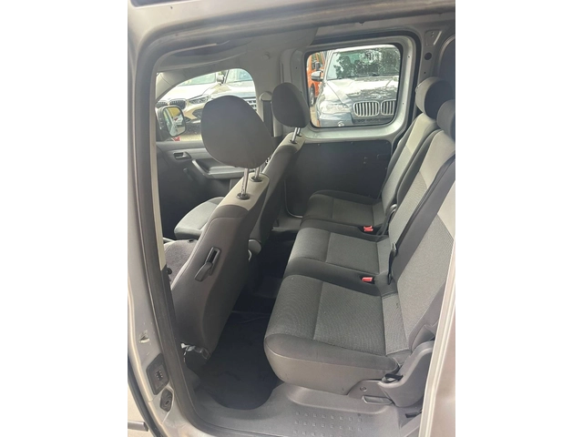 VW Caddy 1.6ТД - автомобили, коли, обяви за нови и употребявани 12