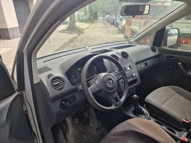 VW Caddy 1.6ТД - автомобили, коли, обяви за нови и употребявани 13