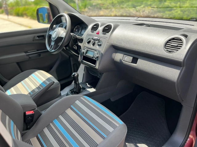 VW Caddy 1.6TDI-7места-Лизинг по 145 евро - автомобили, коли, обяви за нови и употребявани 11
