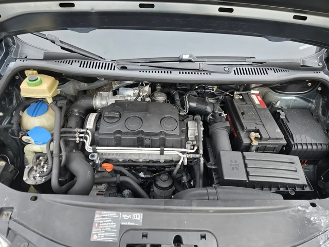 VW Caddy 1.9ТDI-105кс= АВТОМАТ= КЛИМАТИК= АВТОПИЛОТ - автомобили, коли, обяви за нови и употребявани 15