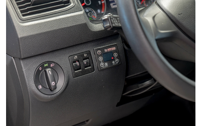 VW Caddy Хладилен/1.4i/Климатик/SD Card - автомобили, коли, обяви за нови и употребявани 7