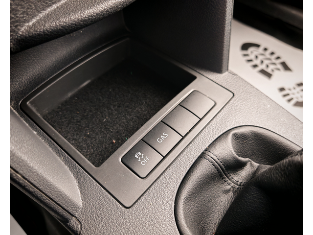 VW Caddy MAXI фабрична газ - автомобили, коли, обяви за нови и употребявани 12