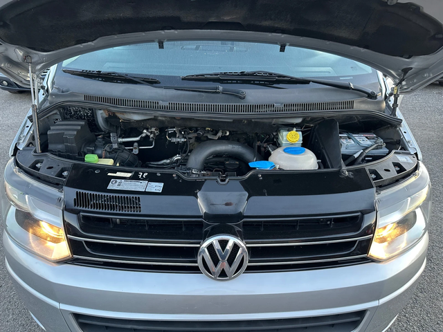 VW Caravelle 2.0TDI* 140к.с* 9-МЕСТЕН* ДЪЛГА БАЗА* 6 СКОРОСТИ - автомобили, коли, обяви за нови и употребявани 15