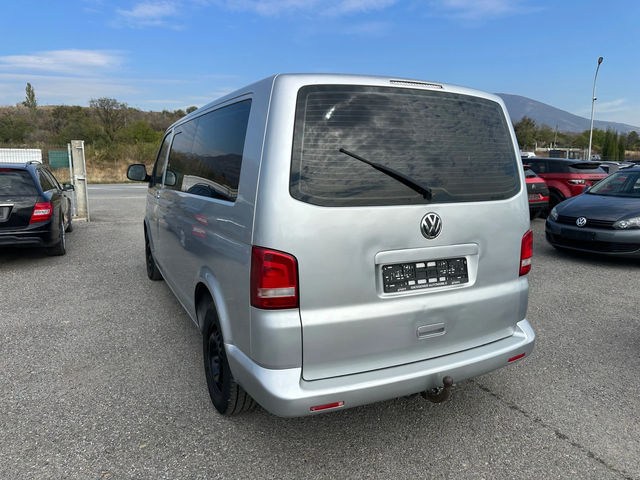 VW Caravelle 2.0TDI* 140к.с* 9-МЕСТЕН* ДЪЛГА БАЗА* 6 СКОРОСТИ - автомобили, коли, обяви за нови и употребявани 3