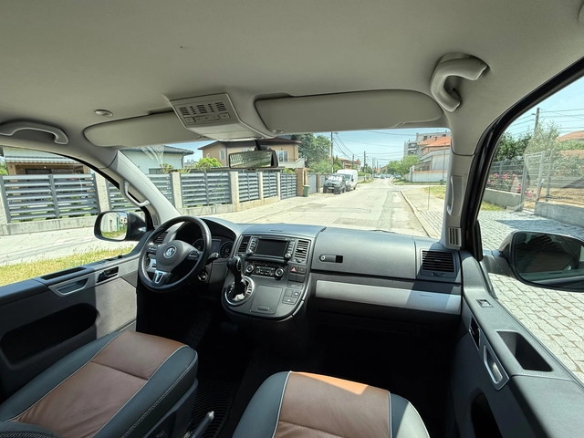 VW Caravelle PanAmericana-2.0BiTDI-AVTOMAT-4X4-CH - автомобили, коли, обяви за нови и употребявани 11