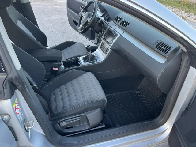 VW CC 2.0TDI 140к COMMON RAIL 6 СКОРОСТИ ВНОС ИТАЛИЯ - автомобили, коли, обяви за нови и употребявани 10