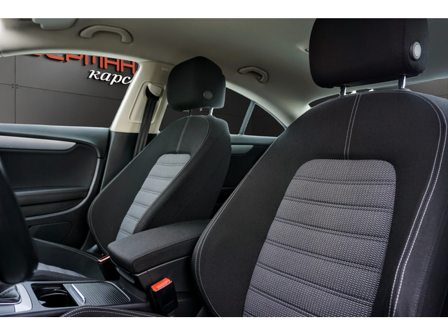 VW CC 2.0TDI - автомобили, коли, обяви за нови и употребявани 5