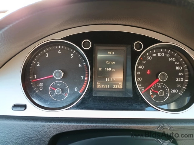 VW CC 1.8 TSI - автомобили, коли, обяви за нови и употребявани 11