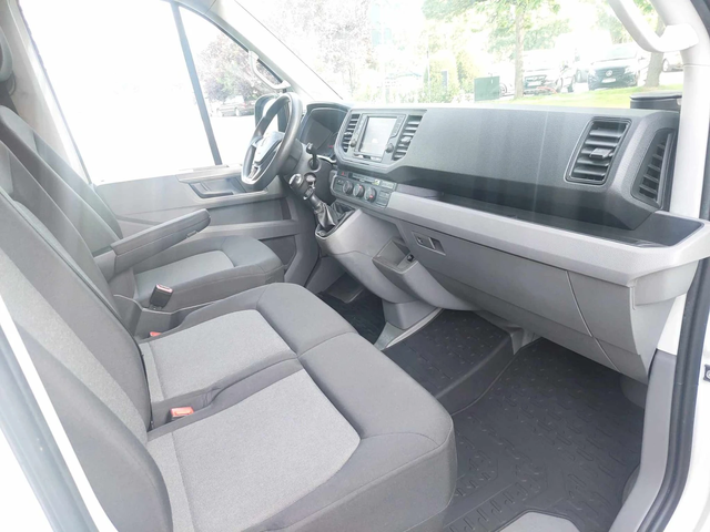 VW Crafter SUPER LONG 2, 0TDI 177ps - автомобили, коли, обяви за нови и употребявани 9