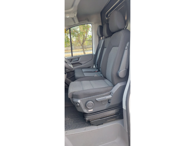 VW Crafter 2.0 tdi клима двойна гума Б категория - автомобили, коли, обяви за нови и употребявани 13
