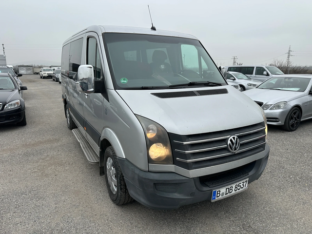 VW Crafter 2.0TDI* 163к.с* 8+ 1* ДЪЛГА БАЗА* КАМЕРА* ПЕЧКА - автомобили, коли, обяви за нови и употребявани 2
