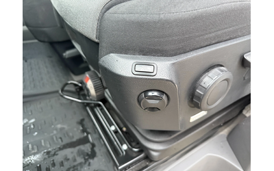 VW Crafter 2.0TDI до 3.5т. 4.50м. Клима Euro 6 - автомобили, коли, обяви за нови и употребявани 15