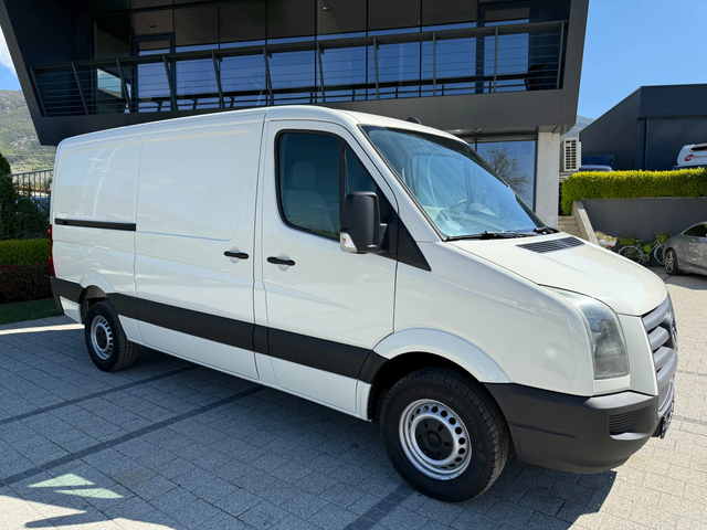 VW Crafter 2.5TDI Клима L2H1 - автомобили, коли, обяви за нови и употребявани 1