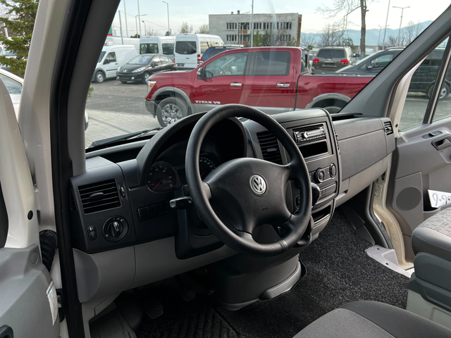 VW Crafter Магазин - автомобили, коли, обяви за нови и употребявани 7