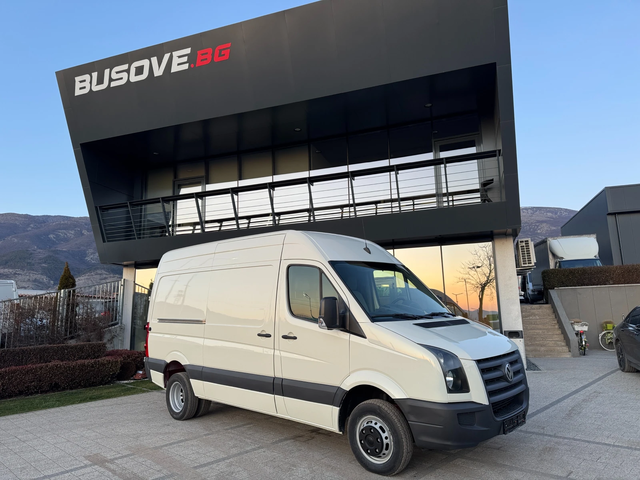 VW Crafter 2.5TDI 3.5т. Клима L2H2 - автомобили, коли, обяви за нови и употребявани 0